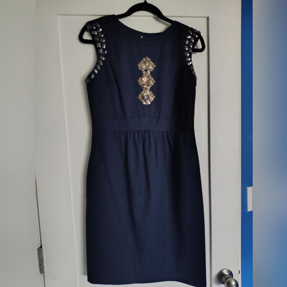 Elegant Navy Blue Sleeveless Dress with Embellishments - Abaete | Size 8